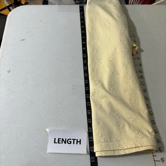 Talbots Yellow Embroidered T-Shirt Size Large Casual Minimalist Streetwear - Picture 7 of 12